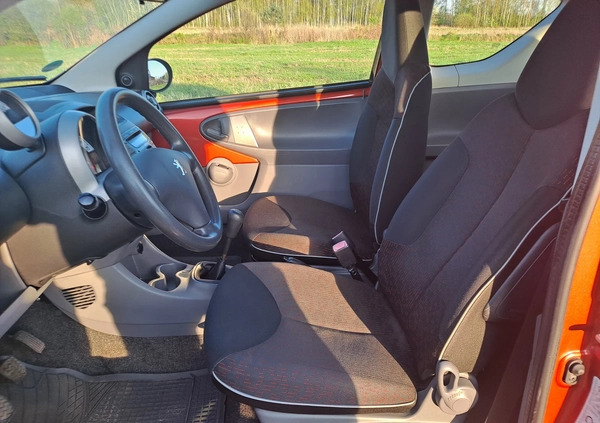 Peugeot 107 cena 10300 przebieg: 103000, rok produkcji 2009 z Hel małe 277